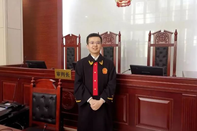 空白合同上签字，该合同是否有效？